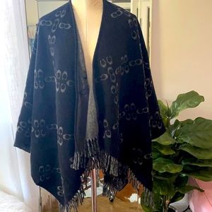 Coach Signature C Logo Wool Shawl Poncho - One Size